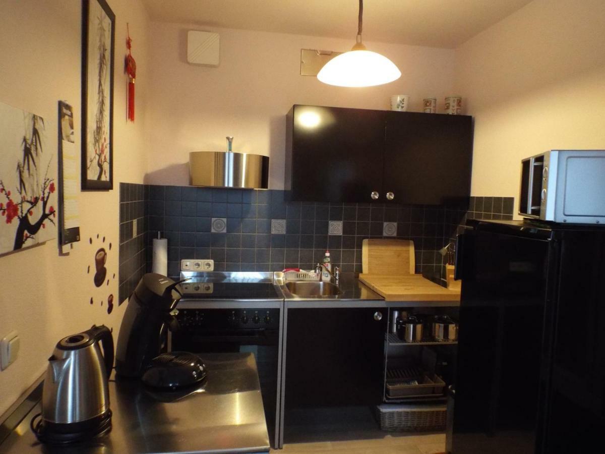 2-Zimmer-Ferienwohnung "Garten Der Welt" Berlín Exterior foto